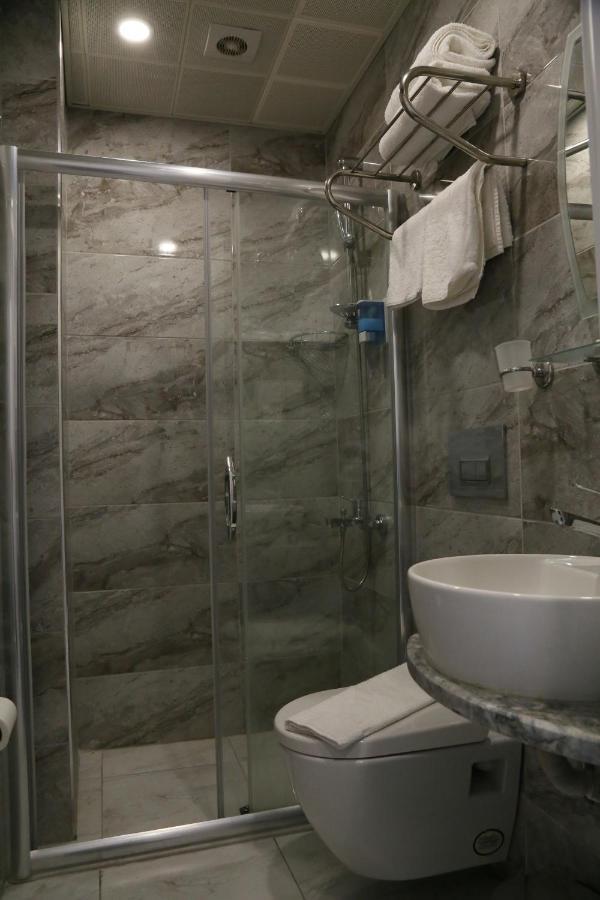 Atik Hotel อิสตันบูล ภายนอก รูปภาพ